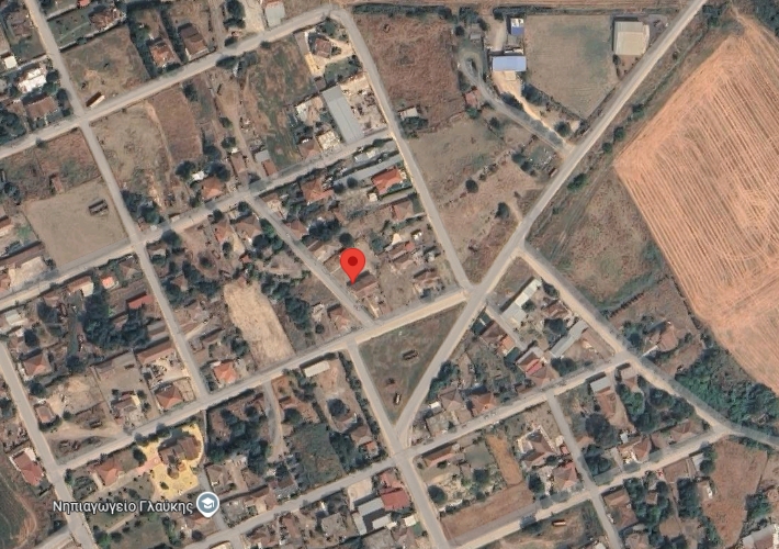 Μονοκατοικίες 205 τ.μ. και αποθήκη 24 τ.μ.