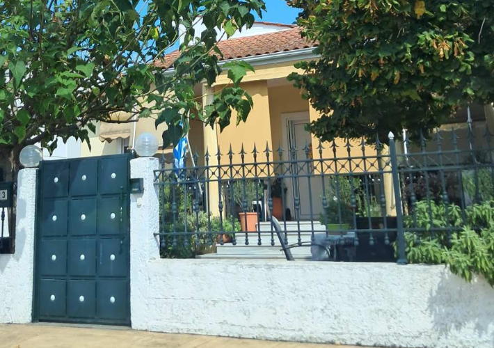 Μονοκατοικία 100 τ.μ. με χώρο στάθμευσης