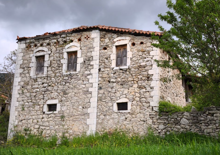 Μονοκατοικία 275 τ.μ.