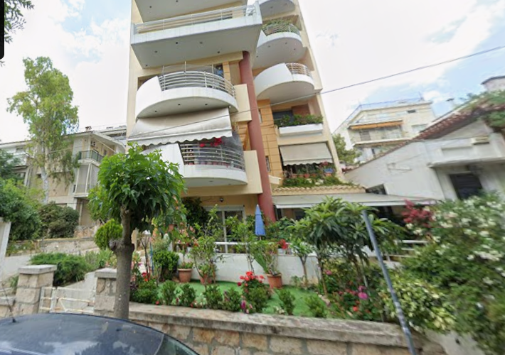 Διαμέρισμα 76 τ.μ. και θέση στάθμευσης