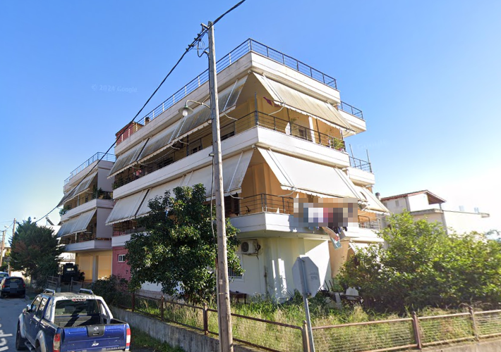 Διαμέρισμα 99 τ.μ. και θέση στάθμευσης