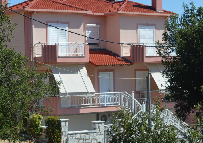 Μονοκατοικία 193 τ.μ. με θέση στάθμευσης