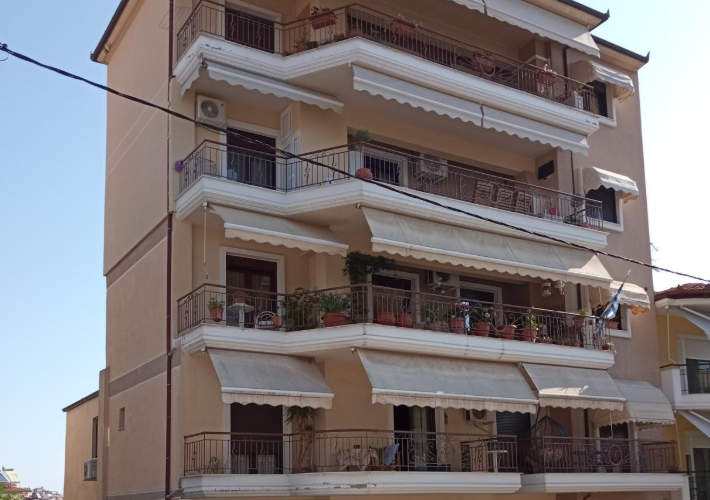 Διαμέρισμα 85 τ.μ. και θέση στάθμευσης