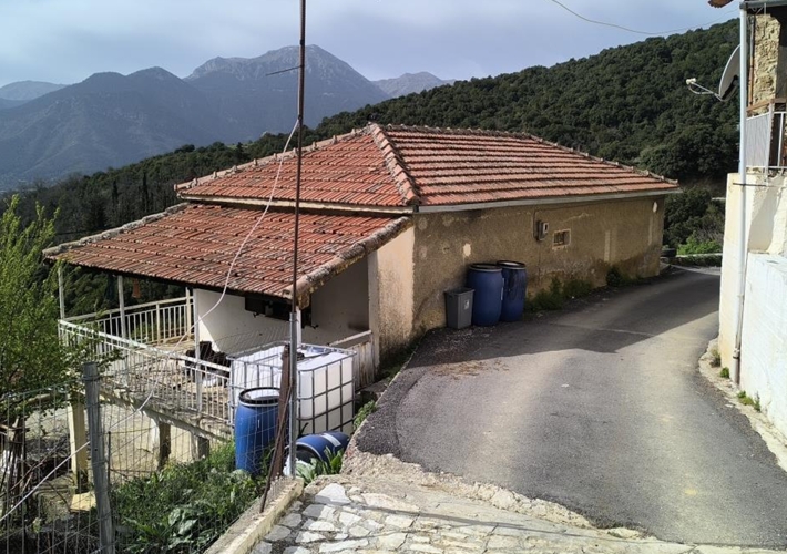 Μονοκατοικία 220 τ.μ.