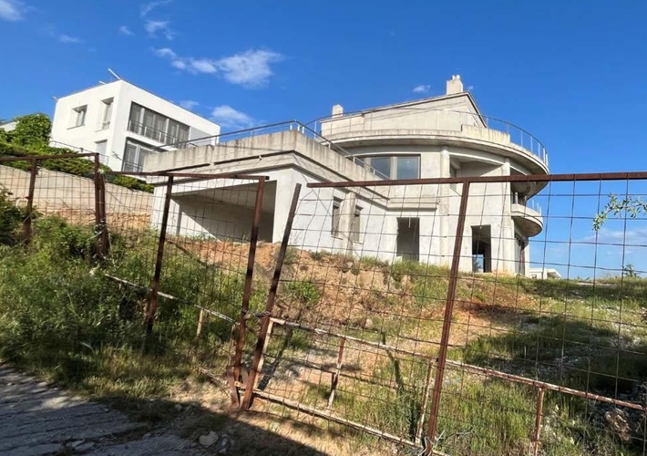 Ημιτελής μονοκατοικία 120 τ.μ. με θέση στάθμευσης και αποθήκη