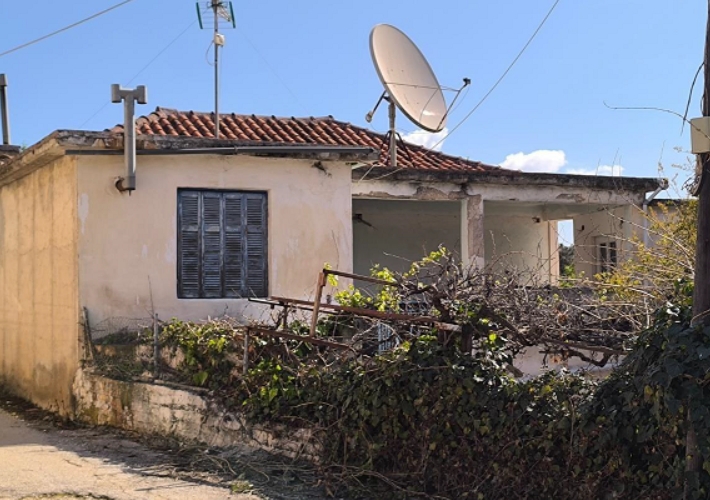 Μονοκατοικία 78 τ.μ. με αποθήκη 63 τ.μ.