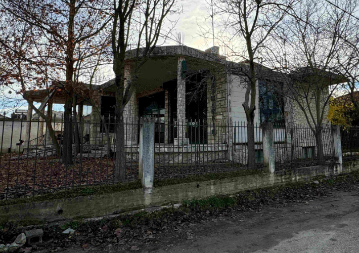 Επαγγελματικό κτήριο 413 τ.μ.