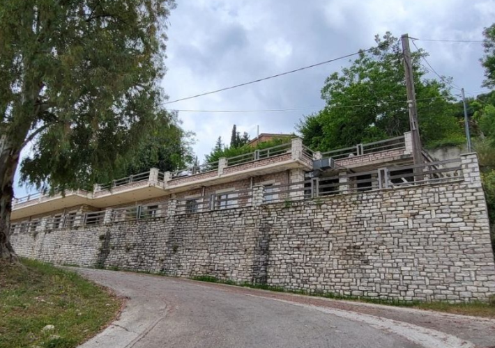 Κατάστημα 356 τ.μ.