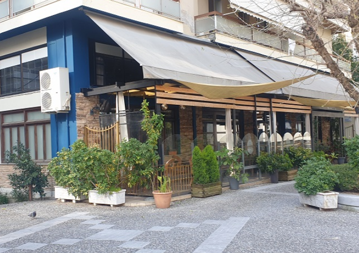 Κατάστημα με πατάρι 53 τ.μ.