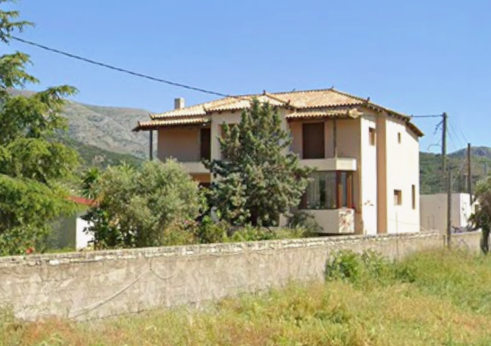 Μονοκατοικία 332 τ.μ.