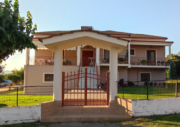 Μονοκατοικία 241 τ.μ.