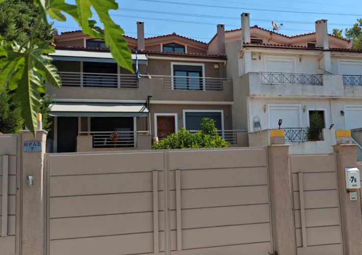 Μεζονέτα 207 τ.μ. με θέση στάθμευσης