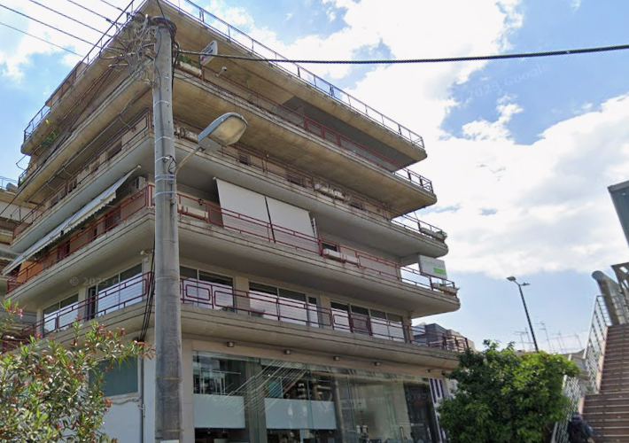 Διαμέρισμα 185 τ.μ. και αποθήκη