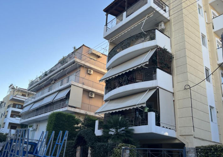 Διαμέρισμα 77 τ.μ. και θέση στάθμευσης