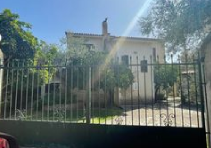 Μονοκατοικία 187 τ.μ. με αποθήκη 20 τ.μ.